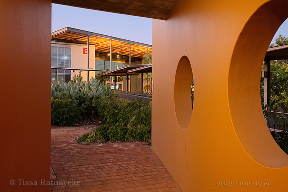 Charles Darwin University - Darwin - NT